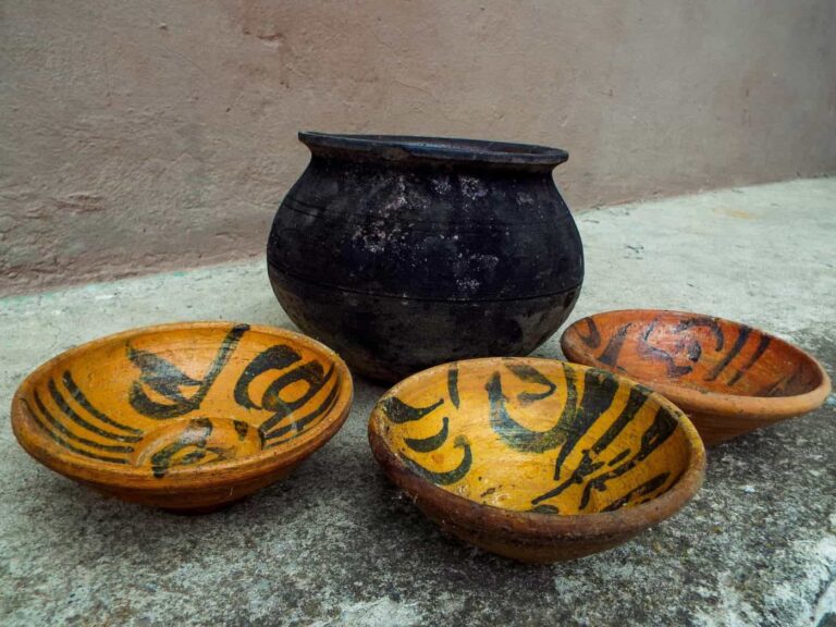 ceramics-3066539_1920-1400x1050-1